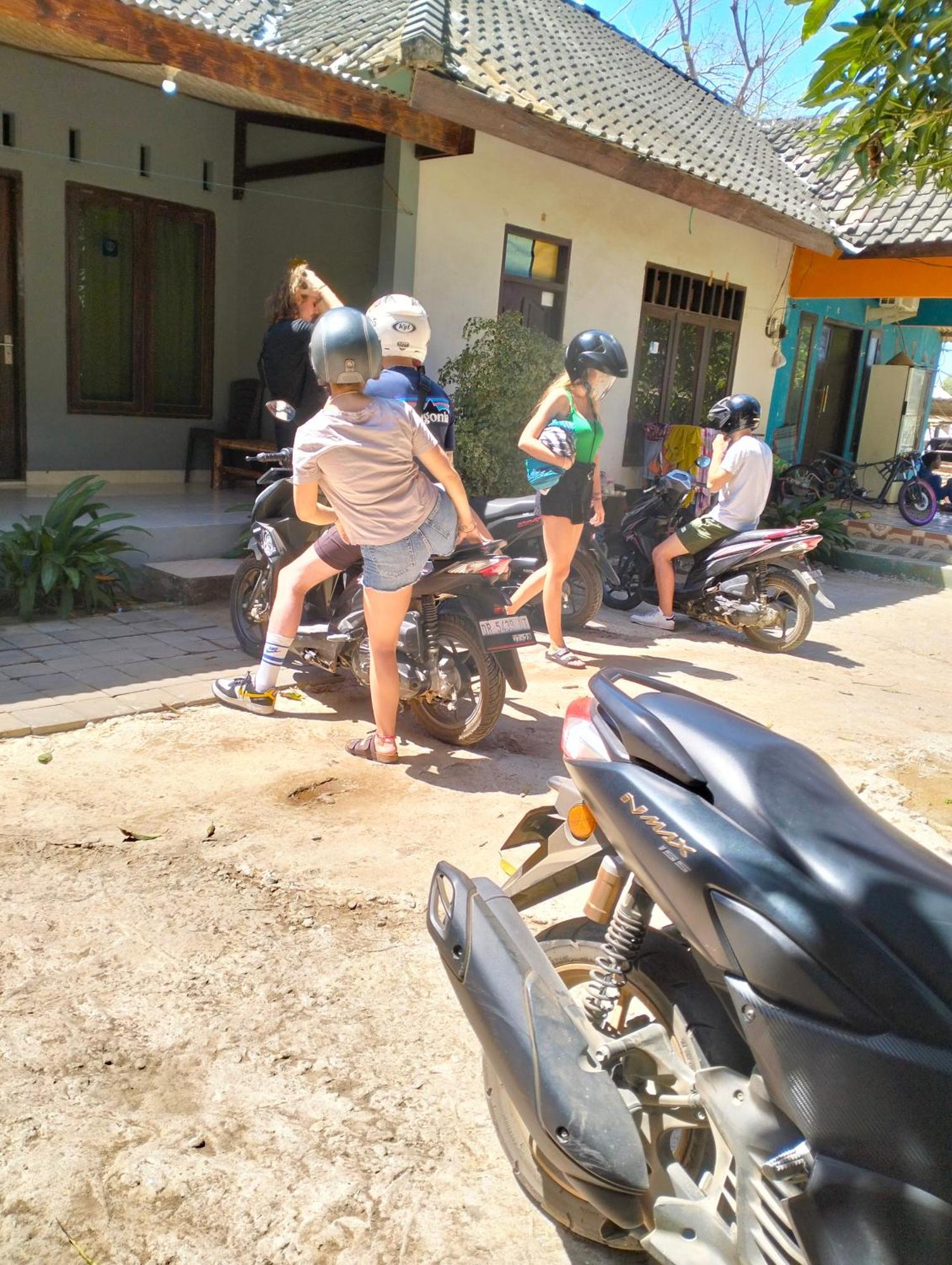 T&T Homestay Kuta  المظهر الخارجي الصورة