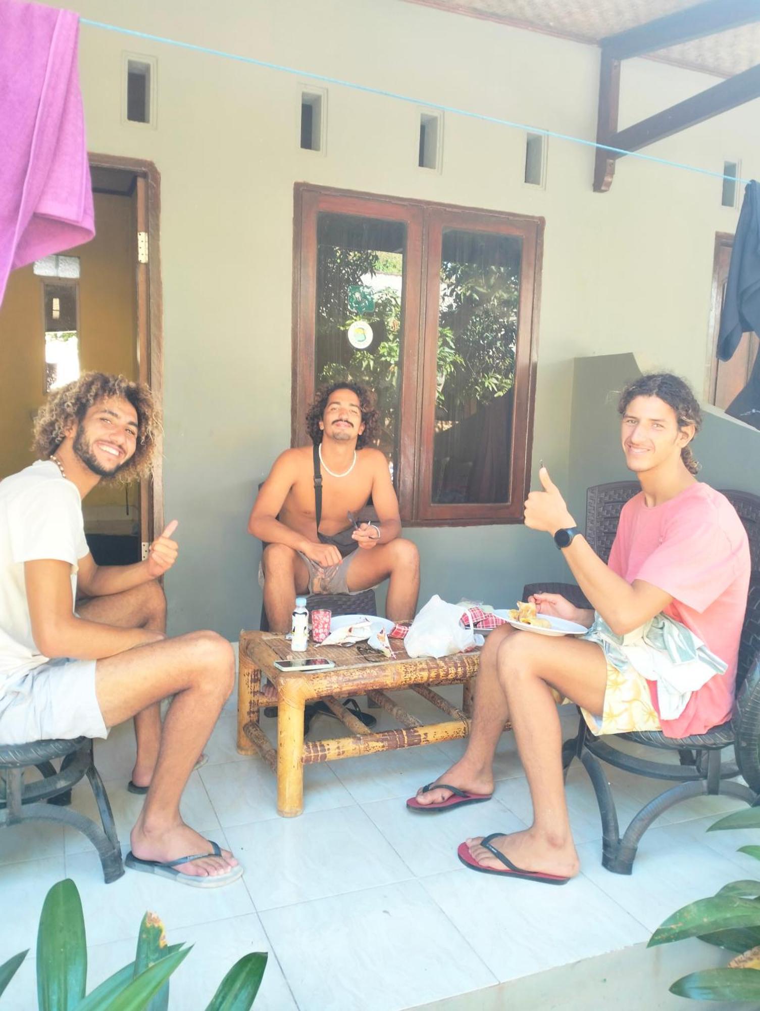 T&T Homestay Kuta  المظهر الخارجي الصورة